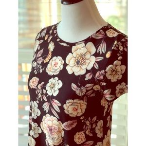 🆕NWOT! Black Floral Open Back Dress🆕